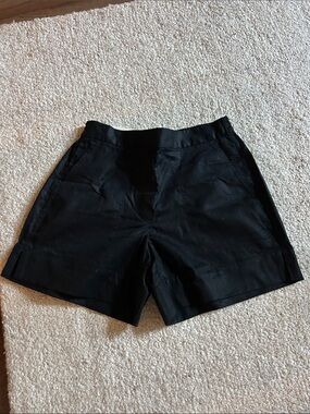 NWT Banana Republic High-Rise Black Linen Shorts - Size S